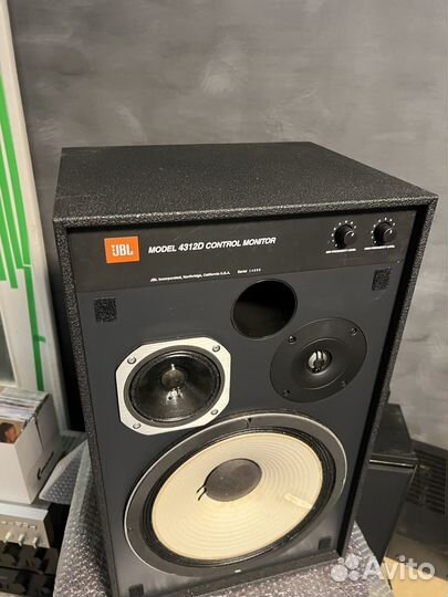 Колонка jbl 4312D одна штука