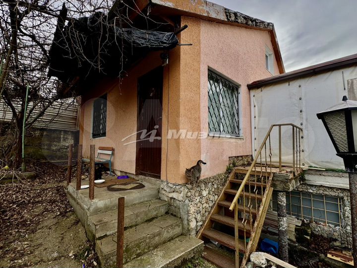 Дом 72,8 м² на участке 6 сот.