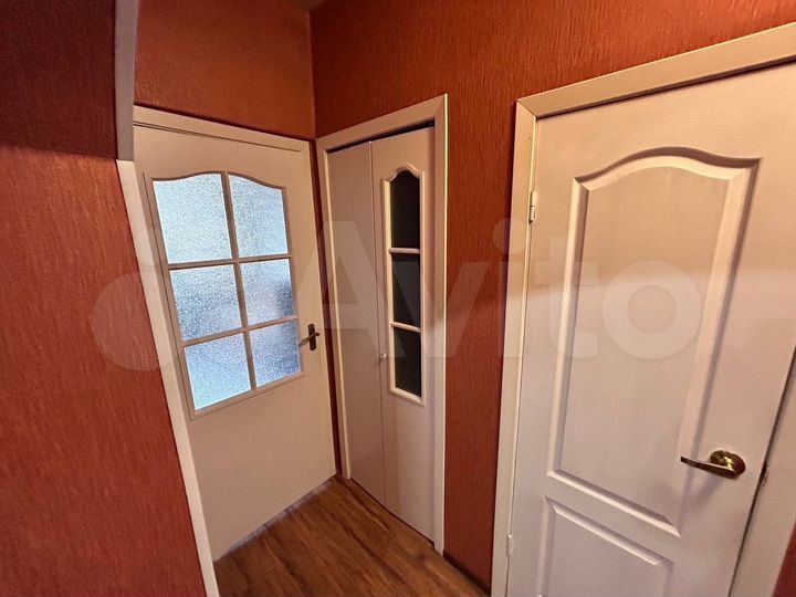 2-к. квартира, 52 м², 1/2 эт.