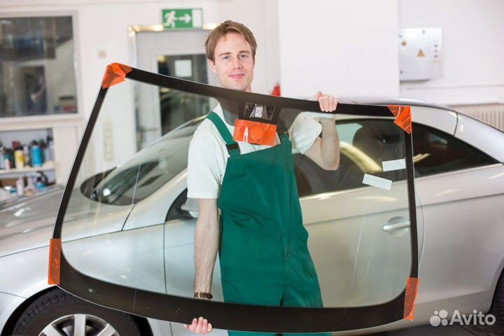 Лобовое стекло LADA X-Ray с 2015г