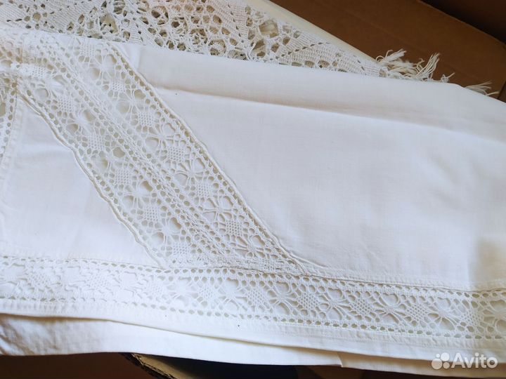 Наволочки и кружево вышивка скатерть