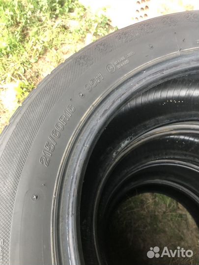 Lassa Snoways 215/60 R16 95T