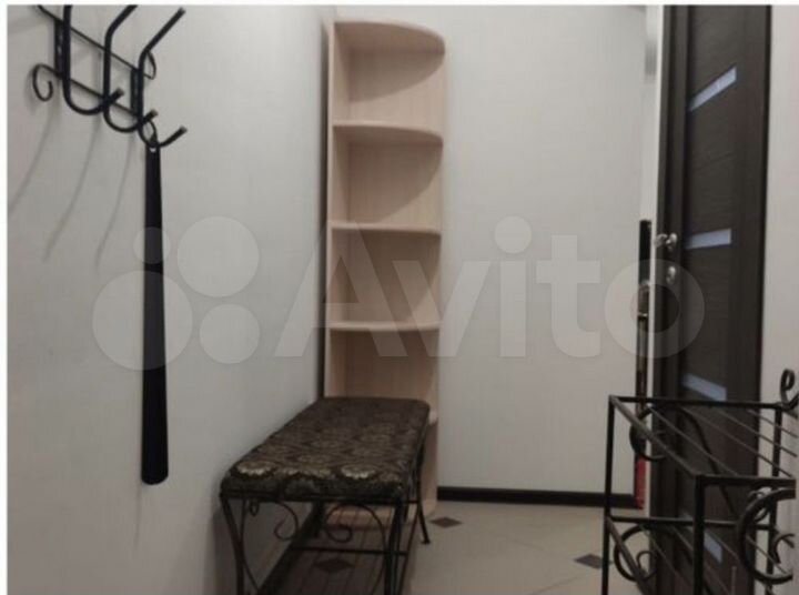 2-к. квартира, 50 м², 3/3 эт.