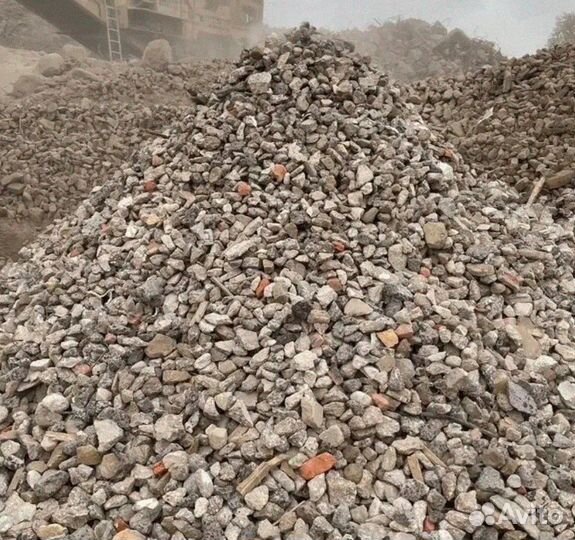 Щебень вторичный, бетонный бой