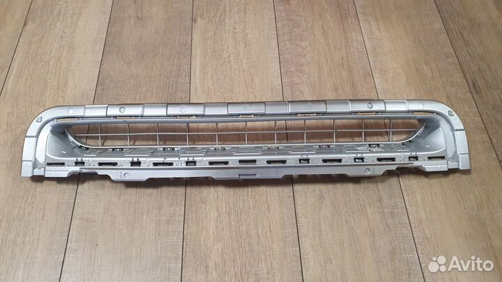 Решётка радиатора Renault Fluence 1