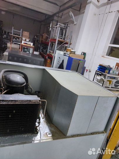 Холодильный шкаф skycold