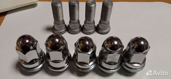 Land Cruiser 100/105/LX470 шпилька/ гайка колеса