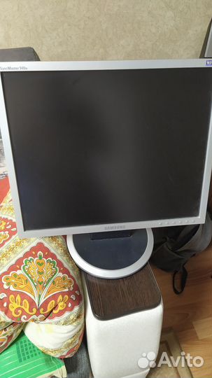 Монитор Samsung