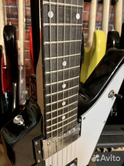 Электрогитара Explorer + Комбик (комплект)