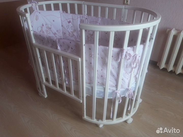 Кровать круглая/овальная с матрасами и бельем