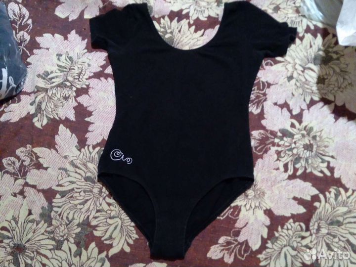 Купальник и юбка для танцев или гимнастики