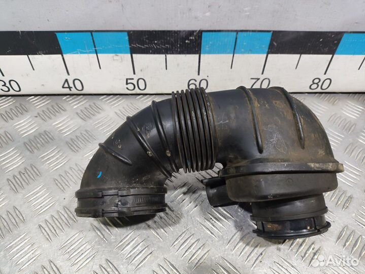 Б/У Патрубок воздушного фильтра Mercedes#001