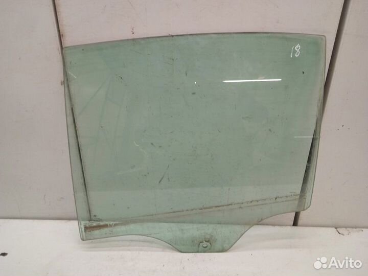 Стекло двери задней левой Bmw 7-Series E65 M57