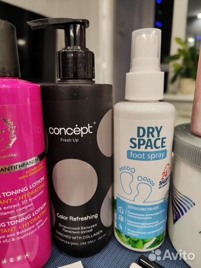 Набор косметики для лица, тела и волос