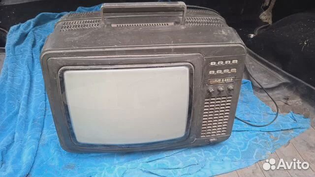 Телевизор Шилялис S445D ретро