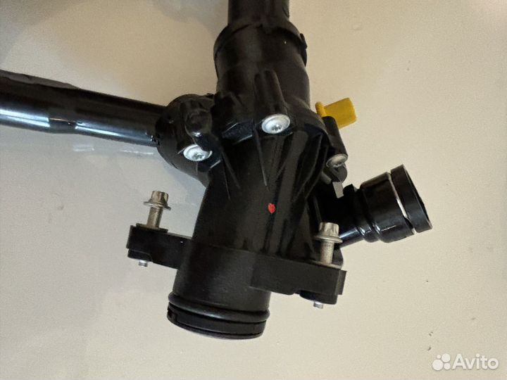 Термостат Mercedes M274