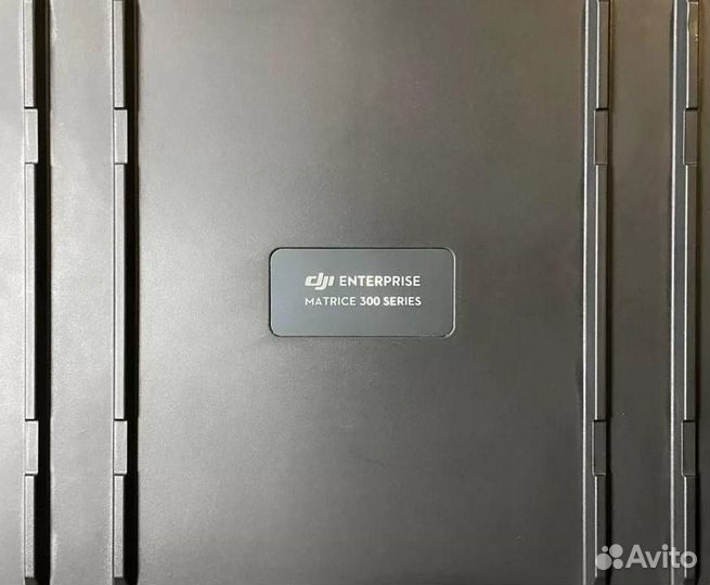Квадрокоптер DJI Matrice 300 RTK Дрон + H20T подве