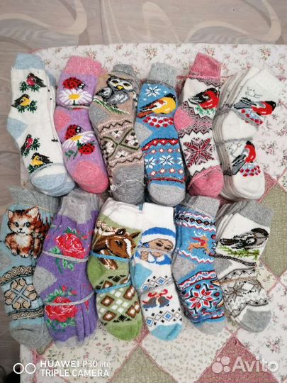 Носки шерстяные и варежки. Тёплые и красивые