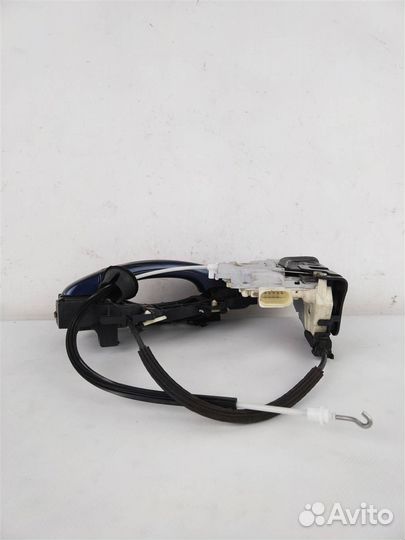 Замок двери задней правой ауди Q7 2005