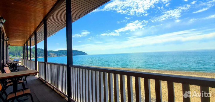 Отель на пляже, Лдзаа Абхазия. Старый причал