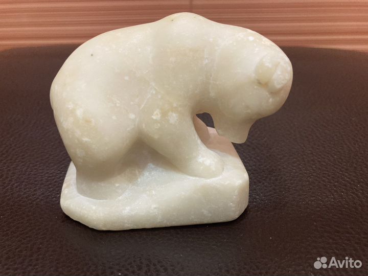 Статуэтка белый Медведь
