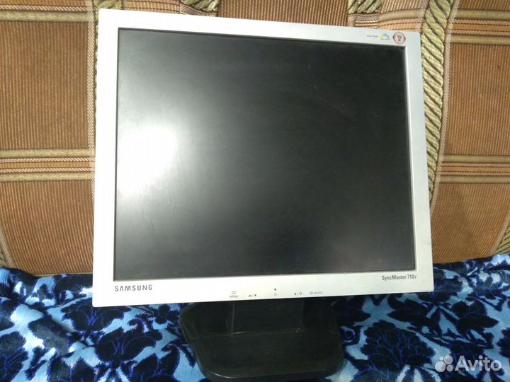 Монитор Samsung syncmaster 710v
