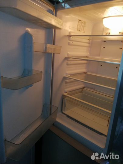 Холодильник Самсунг двухкамерный