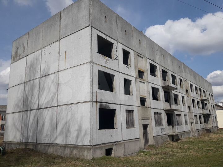 Здание, 1700 м²