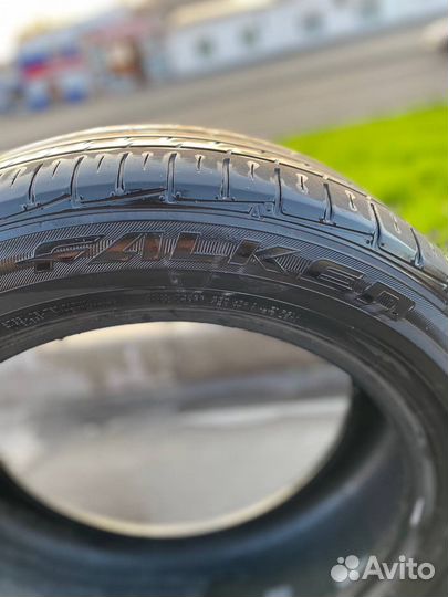 Falken Azenis FK-453 235/55 R19 51B