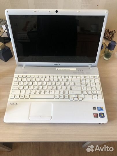 Ноутбук sony vaio i3