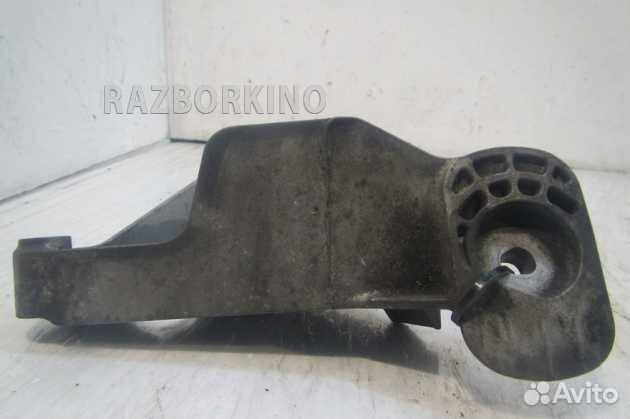 Кронштейн двигателя BMW