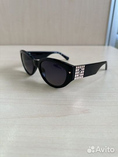 Очки Guess женские