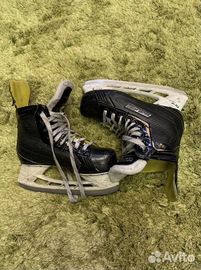 Коньки доя хоккея с шайбой