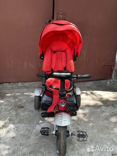 Трехколесный велосипед