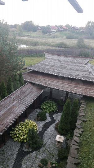 Дом 700 м² на участке 2,16 га