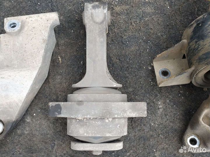 Кронштейн двигателя chevrolet aveo t250