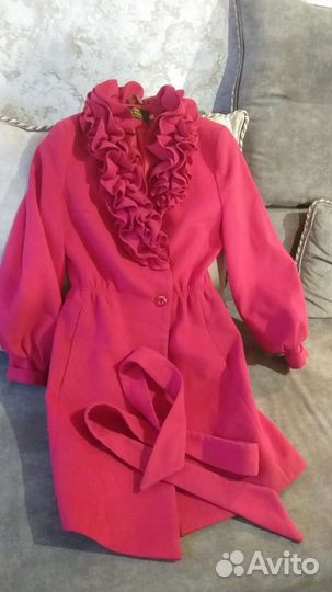 Пальто женское 48 размер б.у