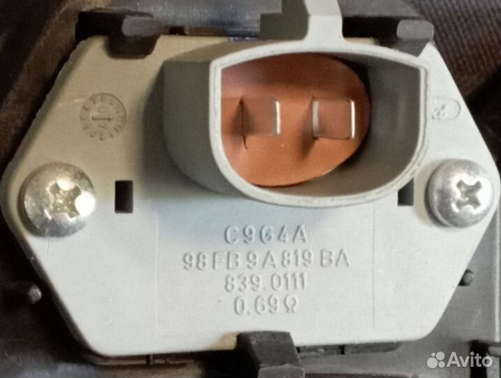 Диффузор вентилятор Ford Focus 2