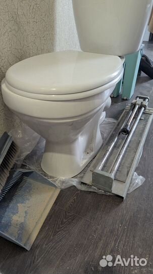 Унитаз и бачок бу