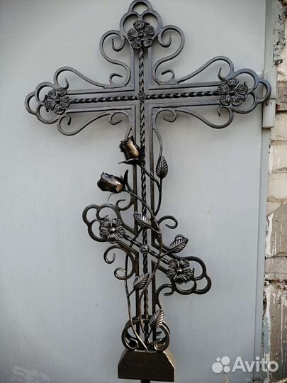 Крест кованый