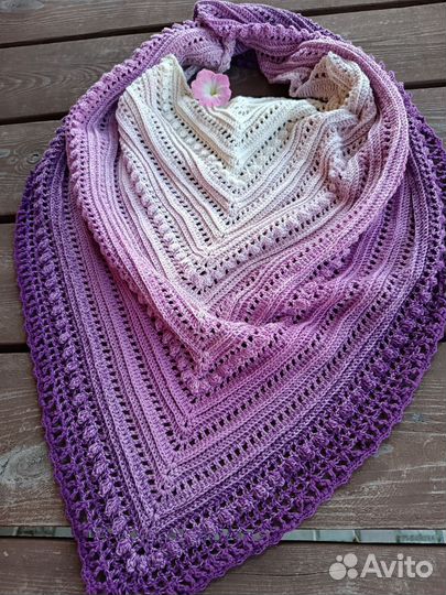 Бактус вязаный, платок