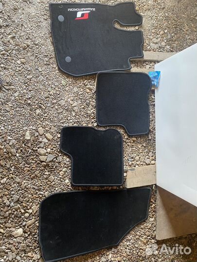 Автомобильные коврики текстильные