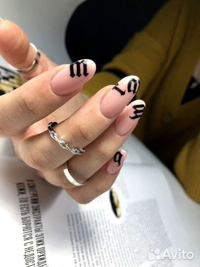 Наращивание ногтей