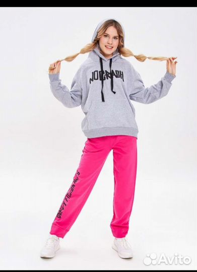 Костюм спортивный новый 48-50 р