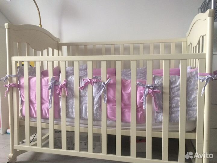 Детская кроватка