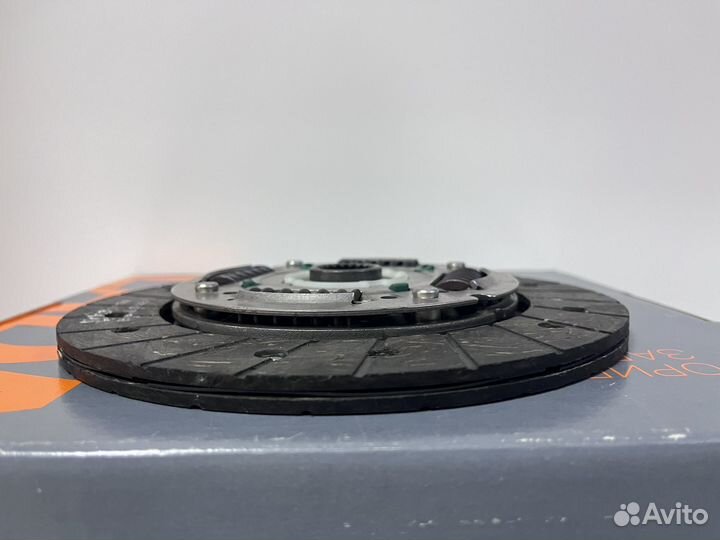 Диск сцепления ведомый LADA Приора