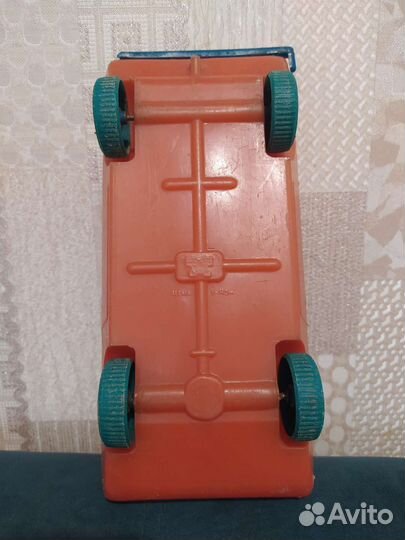 Машина. Дутыш.Игрушка СССР