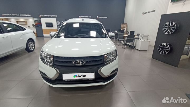 LADA Largus 1.6 МТ, 2023, 15 км