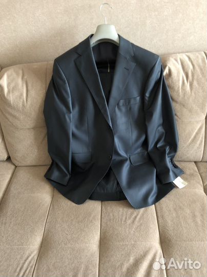 Костюм мужской тёмно-синий 48/4 новый