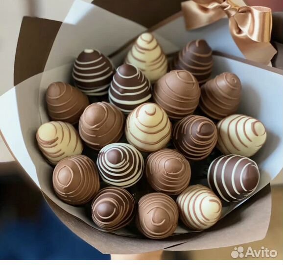 Клубника в шоколаде букеты из шоколадных цветов